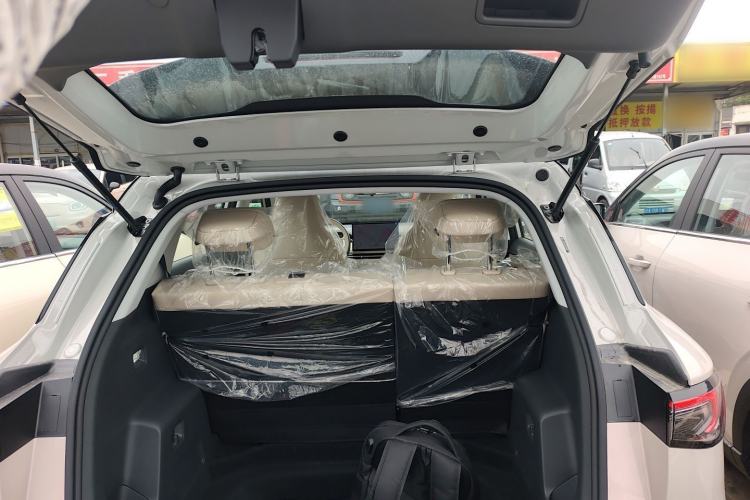 Used Wuling Bingo S 2025 Model 325km Deluxe Edition Trunk