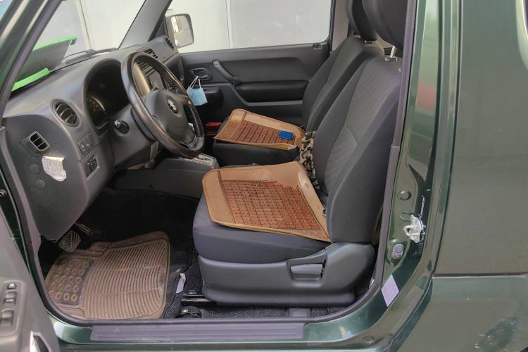 Used Suzuki Jimny 2012 1.3 AT JLX Navigation Edition