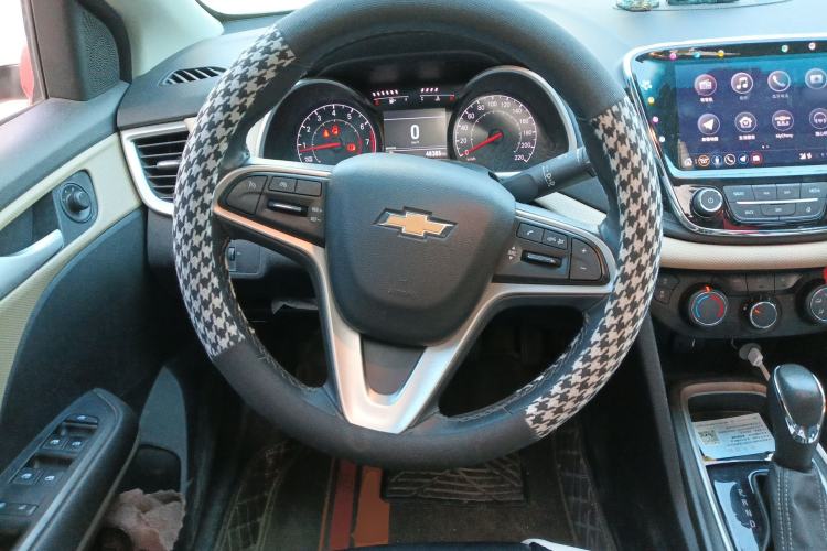 Used Chevrolet Monza 2022 320 Automatic Enjoyment Sunroof Version Steering Wheel