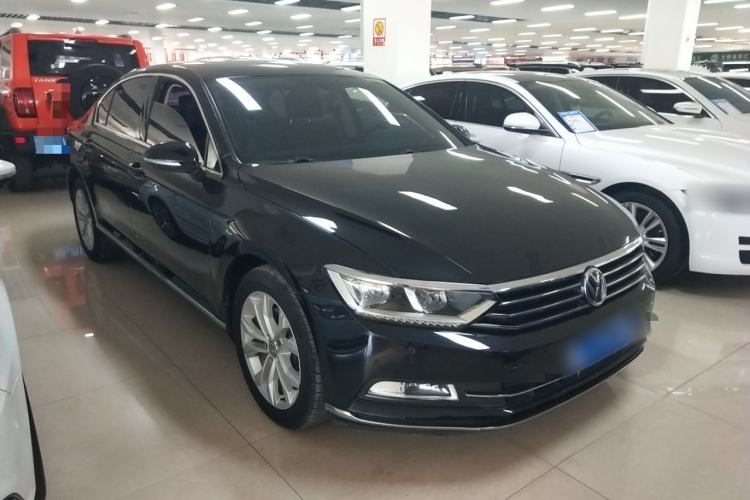 Used Volkswagen Magotan 2017 330TSI DSG Luxury Model