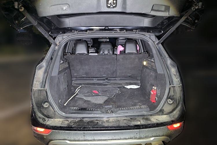 Used Lincoln MKC 2014 2.0T Two-Wheel Drive Deluxe Edition Trunk