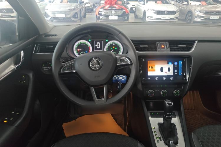 Used Skoda Octavia 2019 TSI280 DSG SmartDrive Luxury Edition China VI Steering Wheel