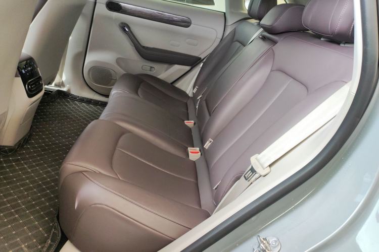 Used Leapmotor C11 2024 Range-Extended 300 Luxury Edition
