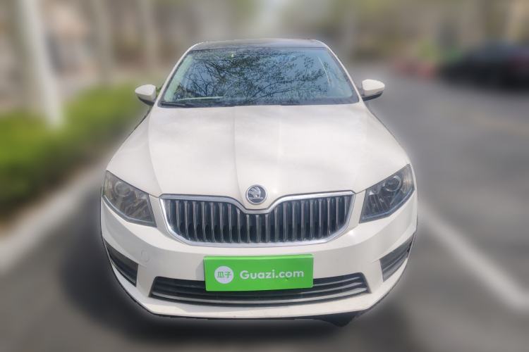 Used Skoda Octavia 2016 1.6L Manual Smart Drive Version