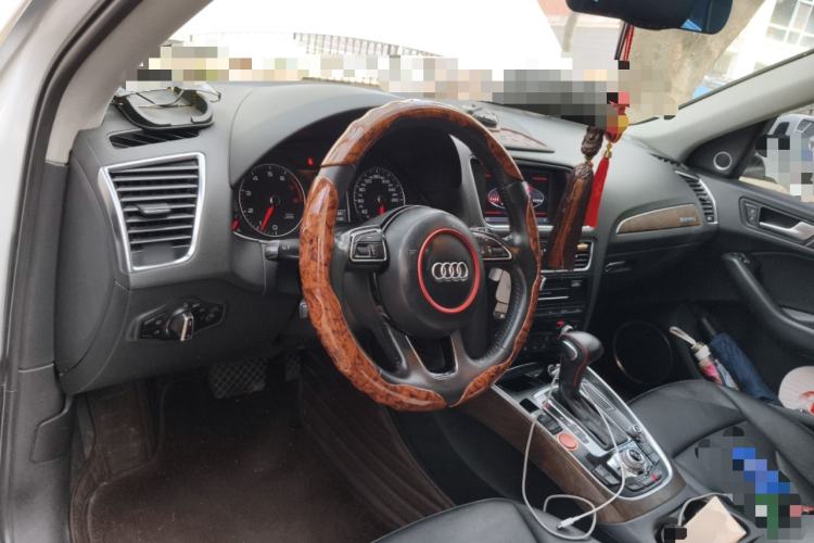 Used Audi Q5 2013 40 TFSI Comfort Edition Steering Wheel