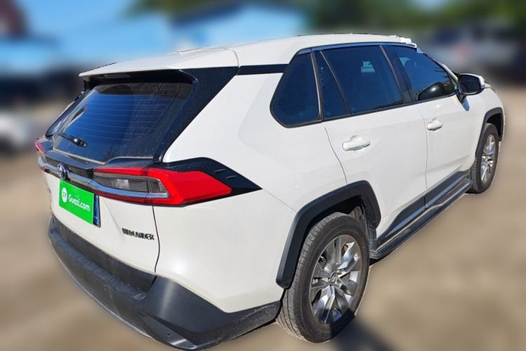 Used Toyota Wildlander 2022 2.0L CVT Two-Wheel Drive Luxury PLUS Edition
