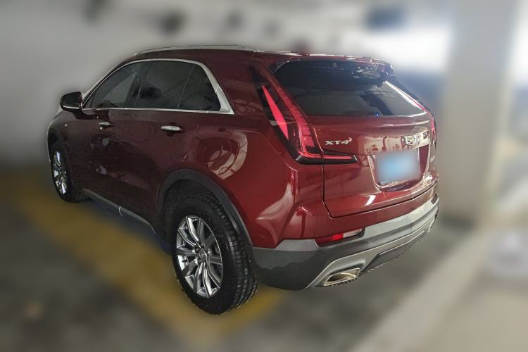 Used Cadillac XT4 2018 28T Two-Wheel-Drive Luxury Model Rear Left 45 Deg