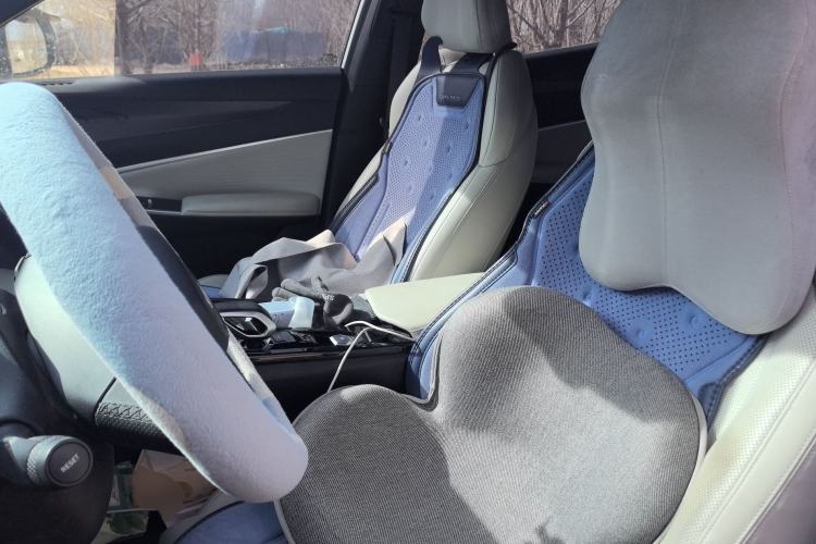 Used Geely Auto Emgrand X7 Sport 2023 Boyue COOL 1.5TD ZhiZun Edition