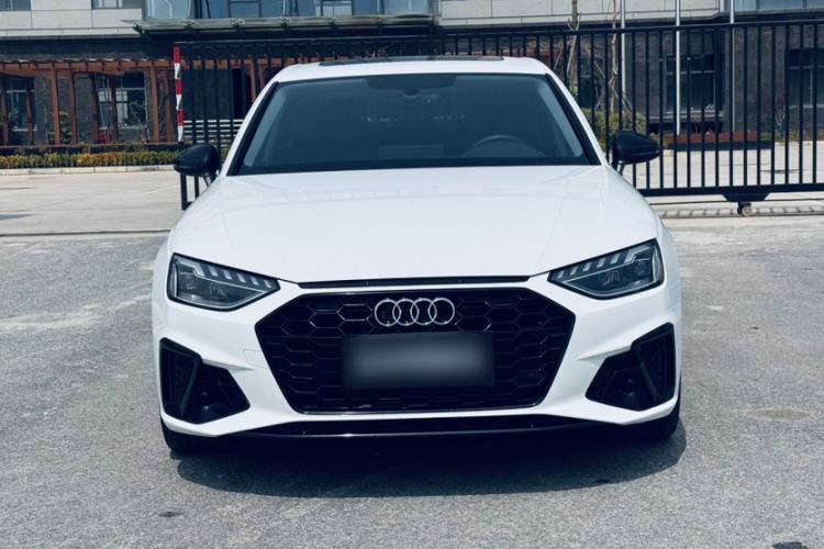 Used Audi A4L 2022 40 TFSI Luxury Dynamic Model
