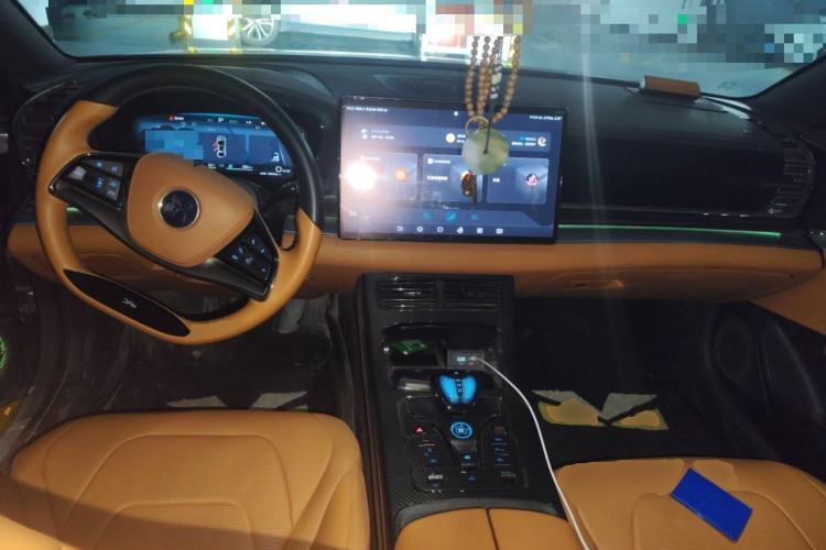 Used BYD Han 2022 DM-i 121KM Prestige Model