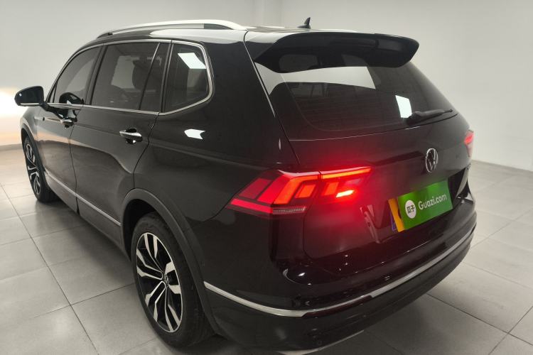 Used Volkswagen Tiguan L 2021 330TSI Automatic Two-Wheel Drive R-Line Enhanced Edition Rear Left 45 Deg