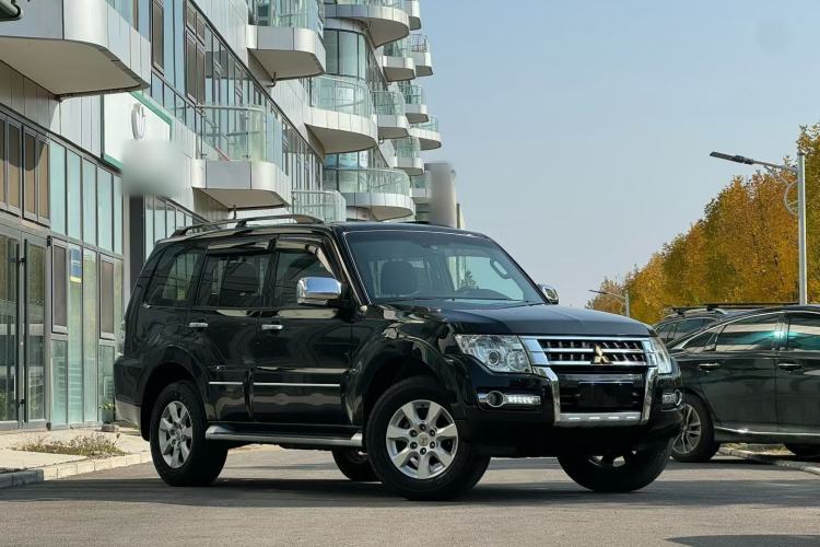 Used Mitsubishi Pajero (Import) 2016 3.0L Automatic Prestige Version China IV Standard
