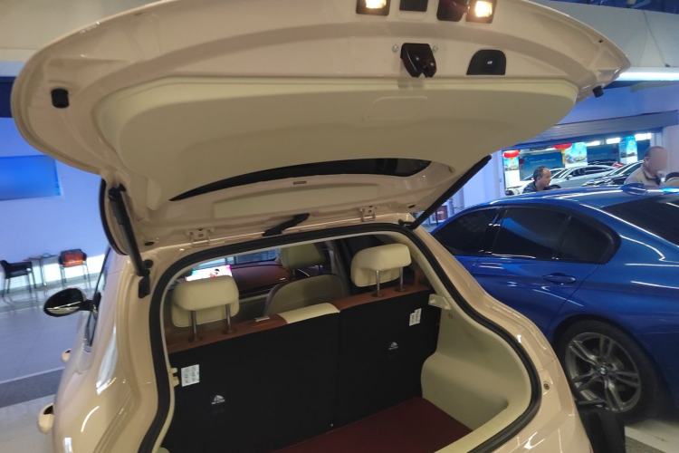 Used ORA Good Cat 2025 Model, 430 km Prestige Version
