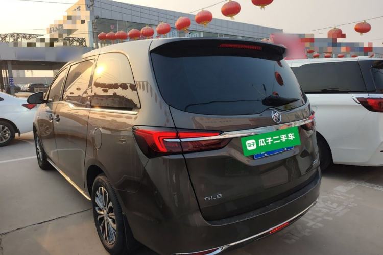 Used Buick GL8 2023 Land Executive Class Comfort Model
