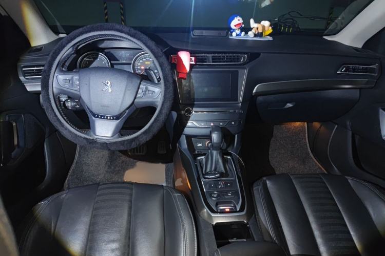 Used Peugeot 408 2014 1.6T Automatic Supreme Edition Interior 2