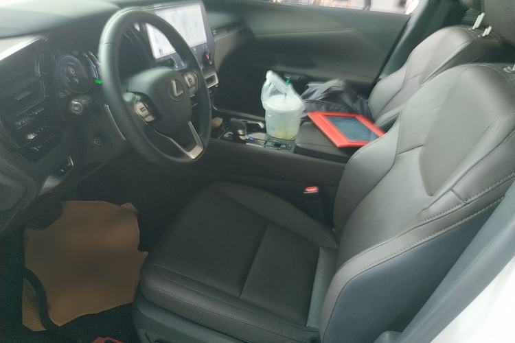 Used Lexus RX 2023 350h Two-Wheel Drive Comfort Edition Left Front Seat