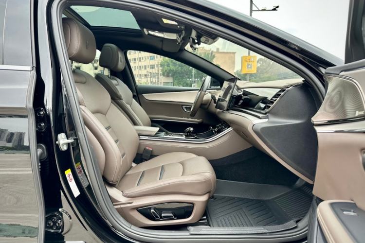 Used BYD Han 2020 DM Four-Wheel Drive Performance Edition Luxury Model Interior 4