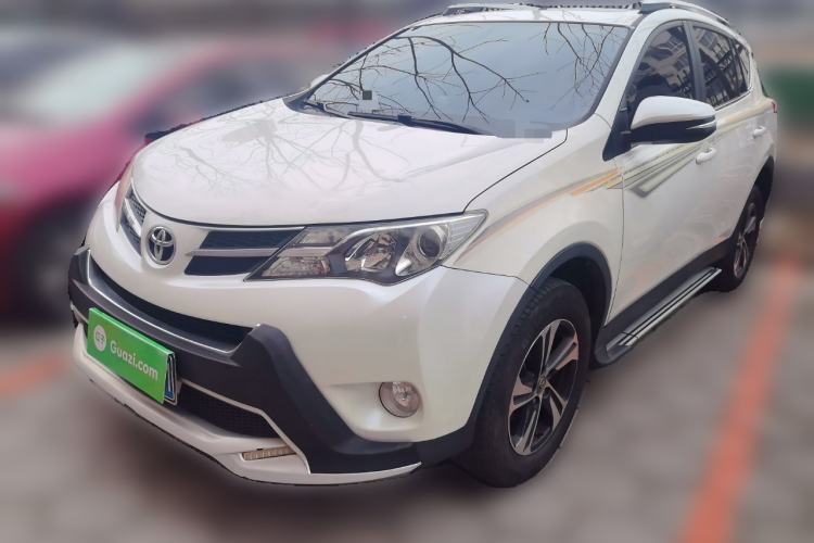 Used Toyota RAV4 2015 2.0L CVT Two-Wheel Drive Fashion Edition