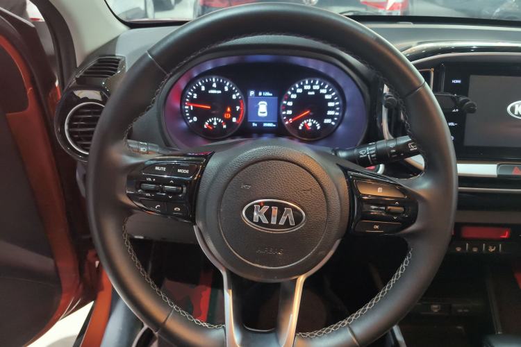 Used Kia kx1 Stonic 2019 1.4L Automatic Fun Edition China VI
