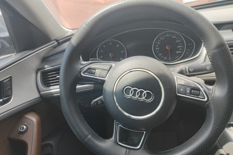 Used Audi A6L 2018 30th Anniversary Edition 35 TFSI Fashion Model
