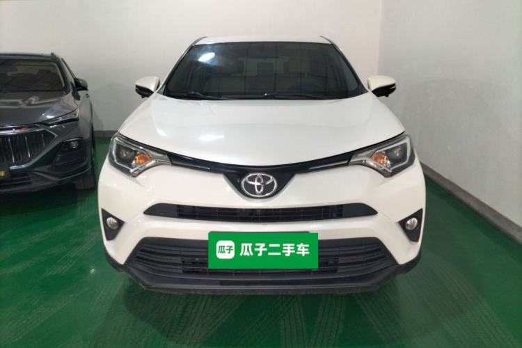 Used Toyota RAV4 2016 2.0L CVT Two-Wheel Drive Urban Edition China V Standard
