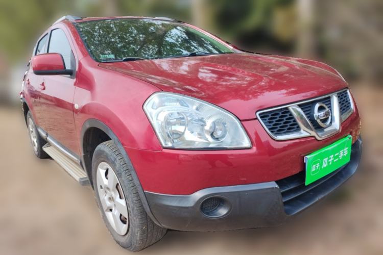 Used Nissan Qashqai 2012 1.6XE Wind 5MT 2WD Front Right 45 Deg