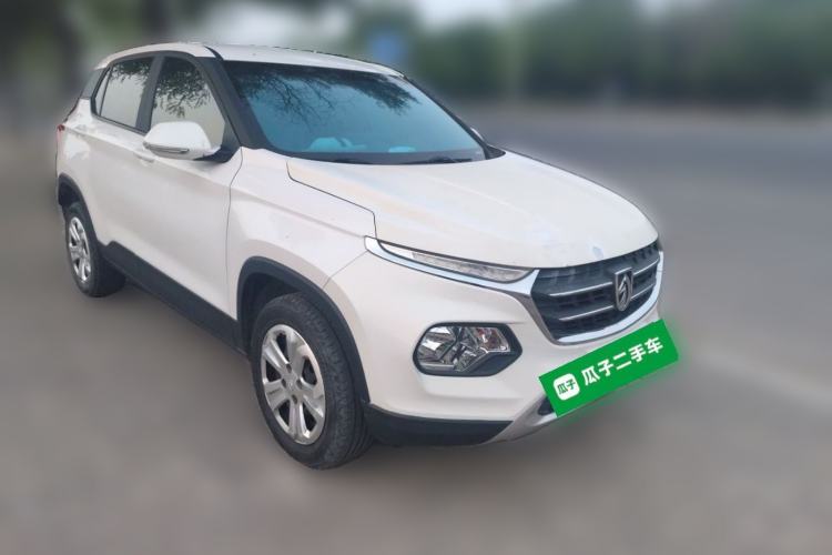 Used Baojun 510 2017 1.5L manual Comfort trim
