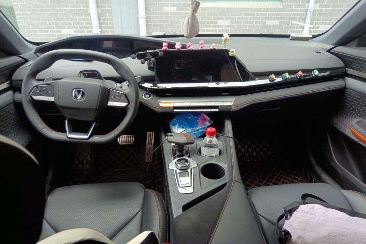 Used Changan UNI-V 2023 1.5T Sport Edition
