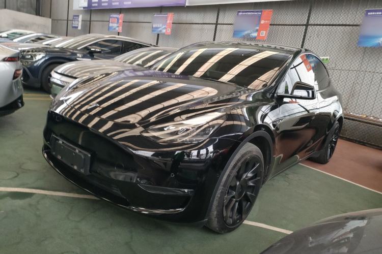 Used Tesla Model Y 2021 Long-Range All-Wheel-Drive Version