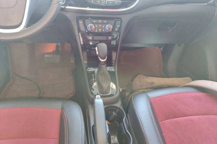 Used Buick Encore 2018 18T Automatic Two-Wheel Drive Urban Elite Model