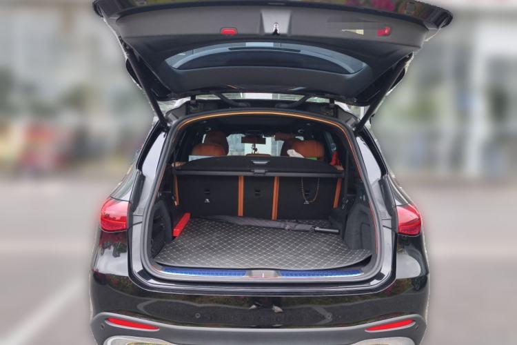 Used Mercedes-Benz GLC 2023 Refreshed GLC 300 L 4MATIC Dynamic Version 7-Seater