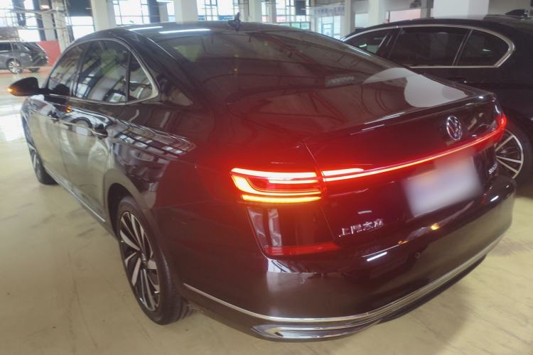 Used Volkswagen Passat 2023 Revised 380TSI Luxury Edition
