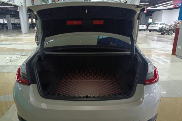 Used BMW i3 2022 eDrive 35 L Trunk