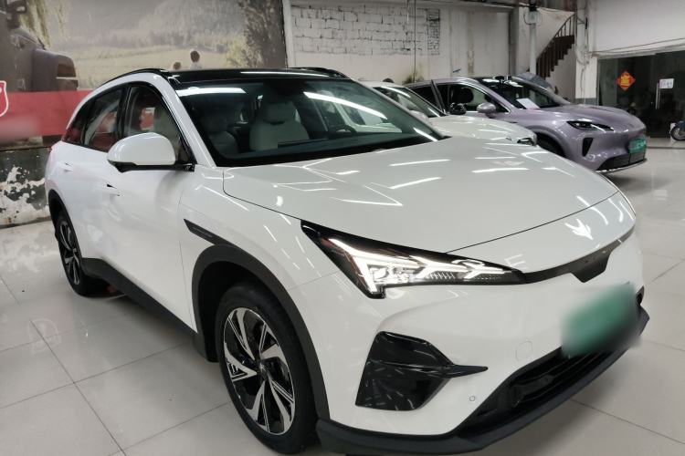 Used ARCFOX Alpha T5 2024 520 PRO Front Right 45 Deg