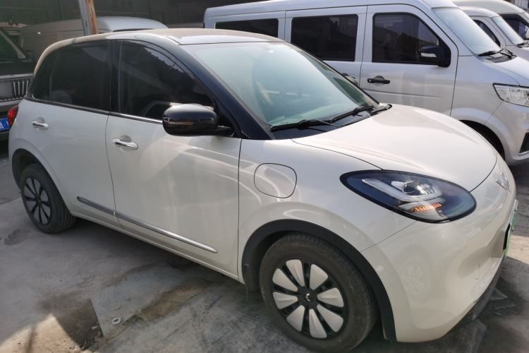 Used Wuling Bingo 2024 333 km Enjoyment Version
