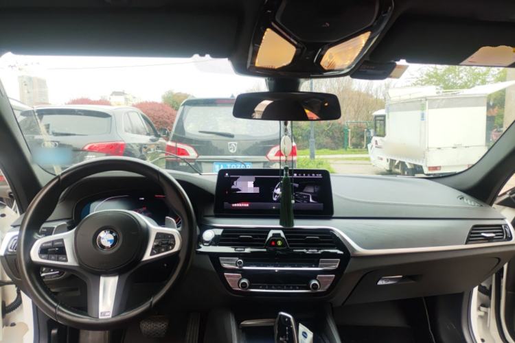 Used BMW 5 Series 2022 530Li Leading Model M Sport Package
