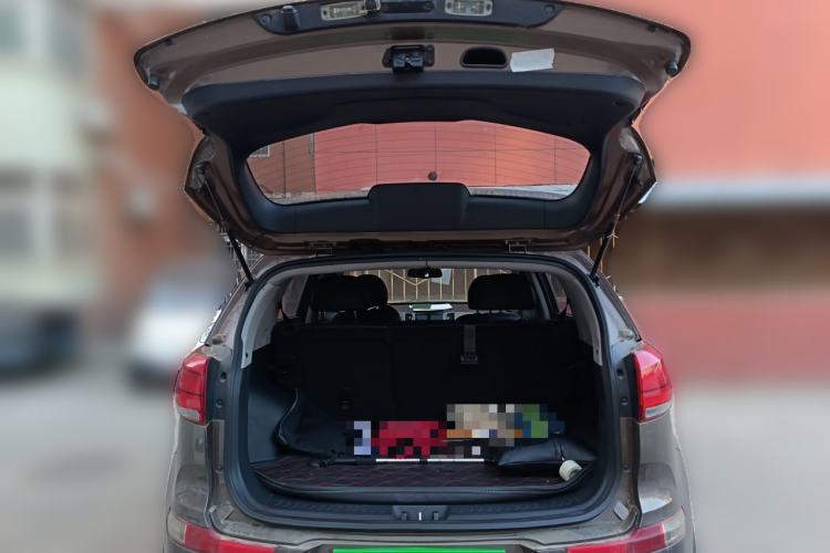 Used Kia Sportage R 2015 2.0L Automatic Two-Wheel Drive DLX Model
