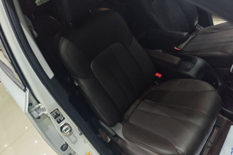 Used GAC Trumpchi M6 2019 270T DCT Luxury Edition (7-seater) China VI
