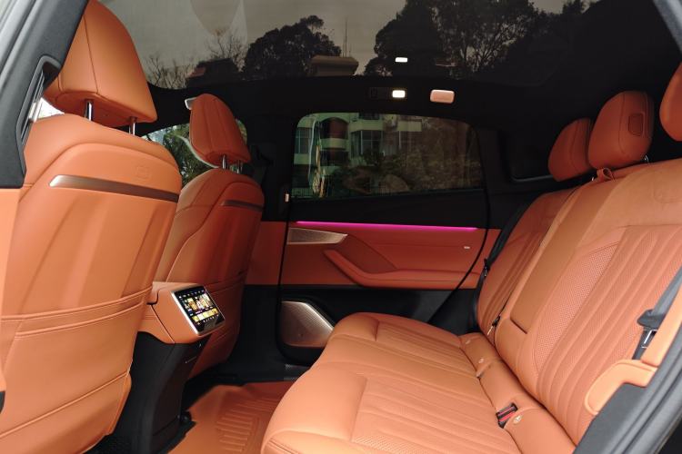 Used ONVO L60 2024 60 kWh Rear-Drive Version Interior 3