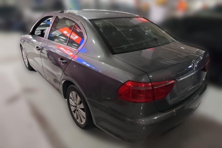 Used Volkswagen Lavida 2013 Revised Classic 1.6L Manual Fashion Edition
