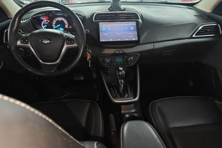 Used Ford Escort 2015 1.5L Automatic Fashion Model