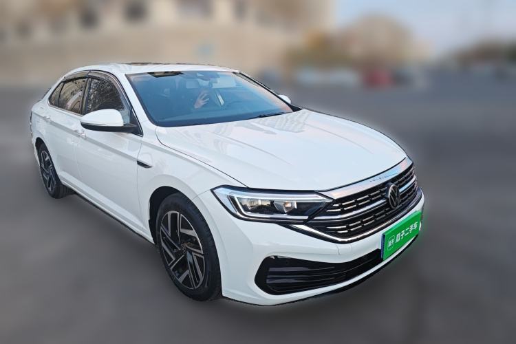 Used Volkswagen Sagitar 2025 300TSI DSG Excellence Edition Front Right 45 Deg