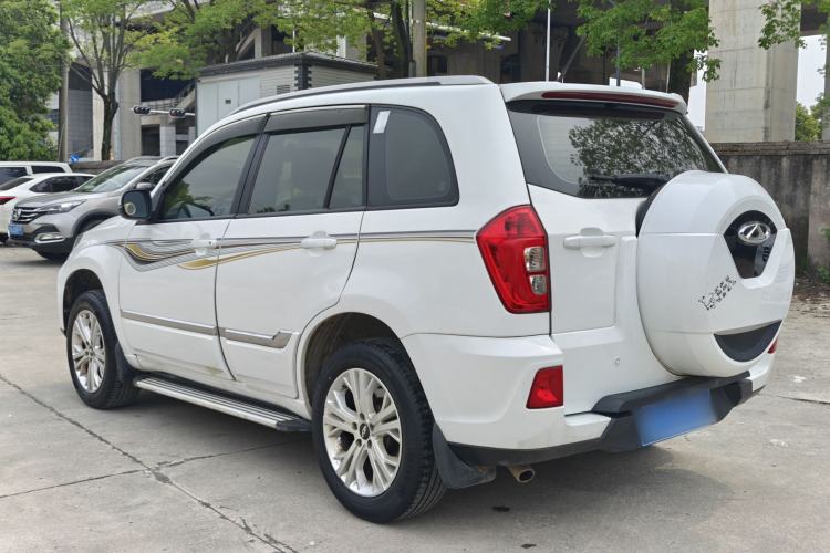 Used Chery Tiggo 3 2020 Million Global Edition 1.5L Manual Fashion Model Exterior 5