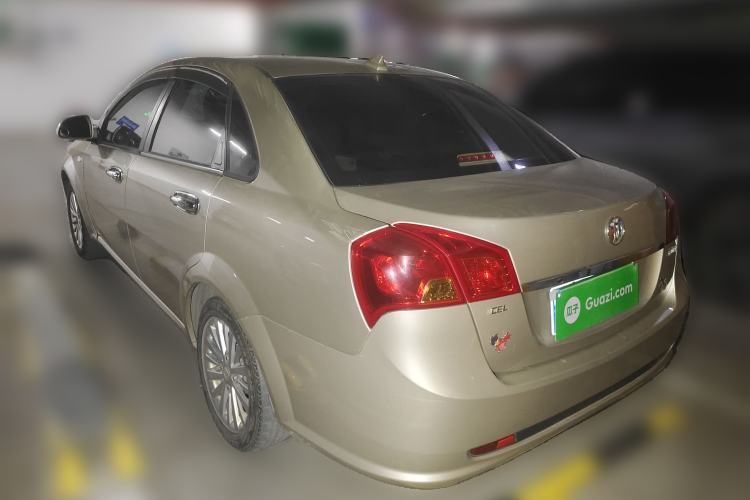 Used Buick Excelle 2013 1.5L Automatic Classic Model
