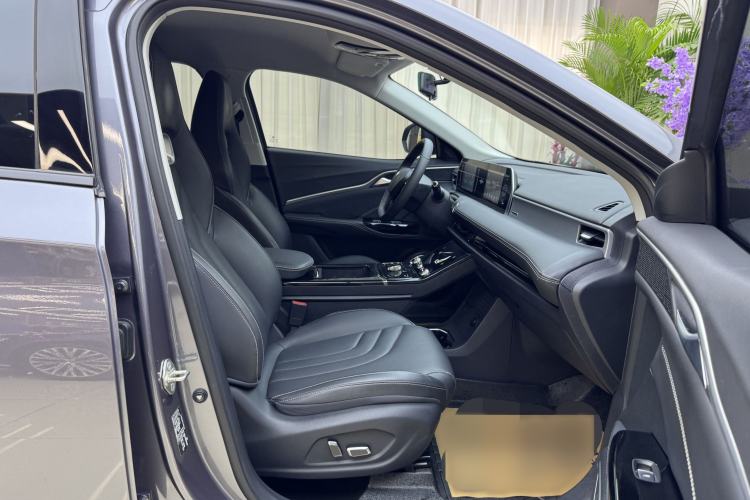 Used NETA U 2022 Pro 400 Comfort Edition