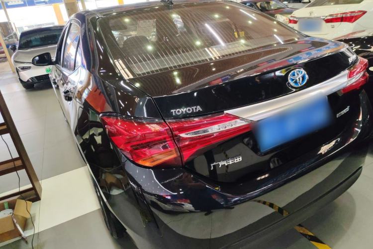 Used Toyota Levin 2016 Dual-Engine 1.8H GS E-CVT Elite Model with Sunroof
