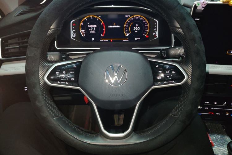 Used Volkswagen Tiguan L 2022 330TSI Automatic Two-Wheel Drive Smart Edition Steering Wheel