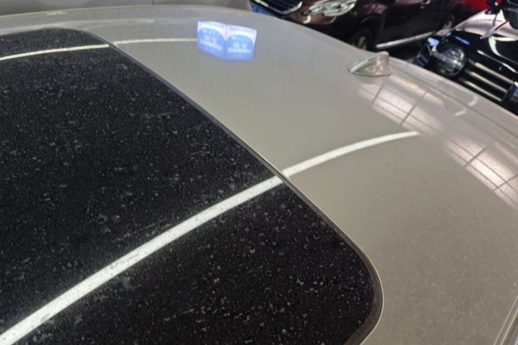 Used Volvo S60 2015 S60L 2.0T Zhiyuan Edition
