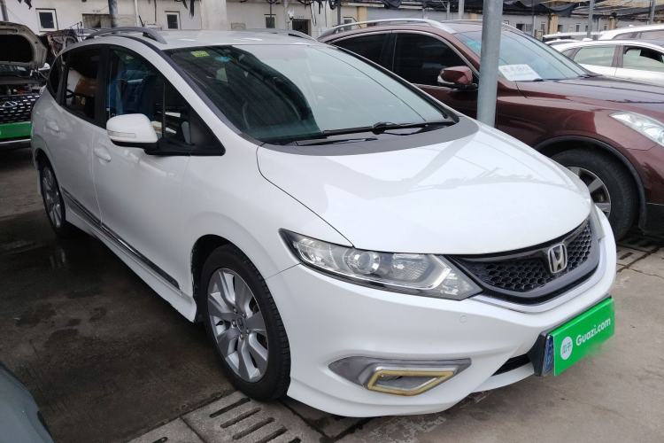 Used Honda Jade 2013 1.8L automatic Comfort version 5 seats