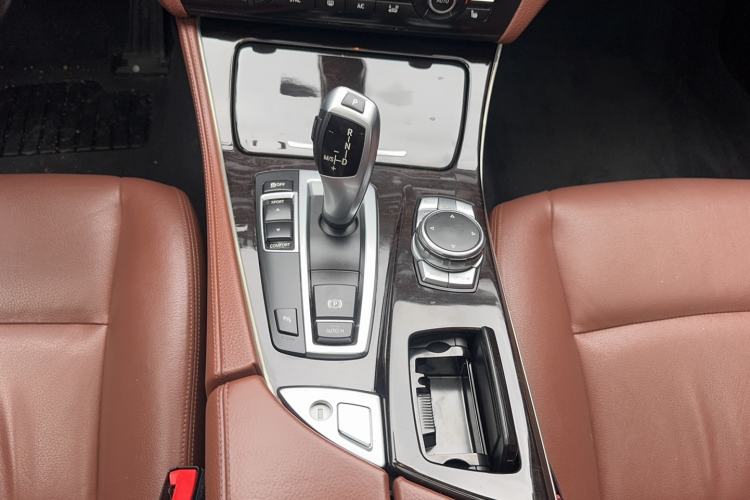 Used BMW 5 Series 2017 528Li Leading Model